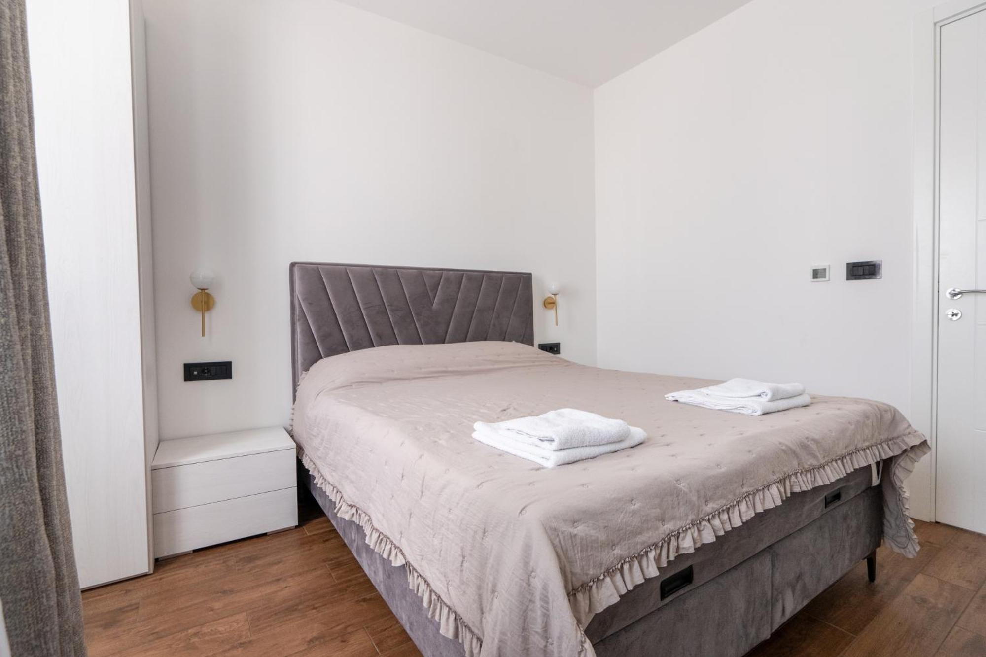 Kondina Suites Belgrad Exterior foto